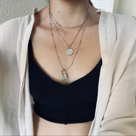 💕LAST ONE Lock Star Coin layered Necklace - Picture 2 of 10